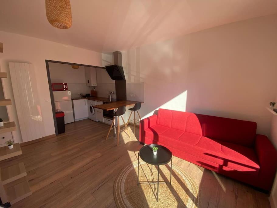 Studio Moderne Et Cosy Avec Balcon Et Parking Apartment Périgueux Exterior foto