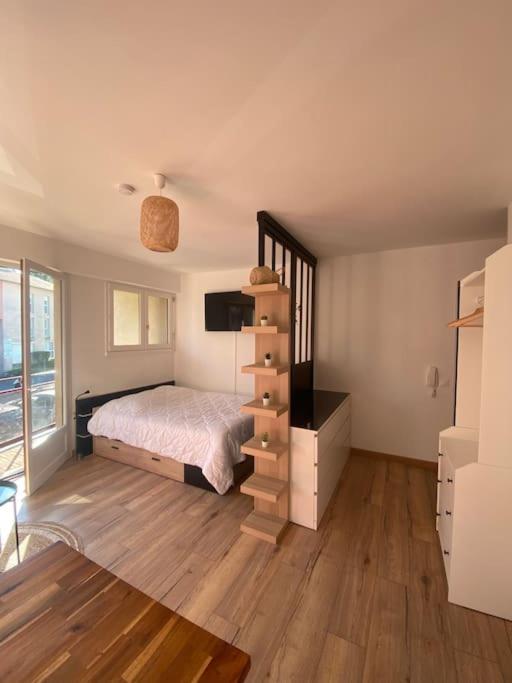 Studio Moderne Et Cosy Avec Balcon Et Parking Apartment Périgueux Exterior foto